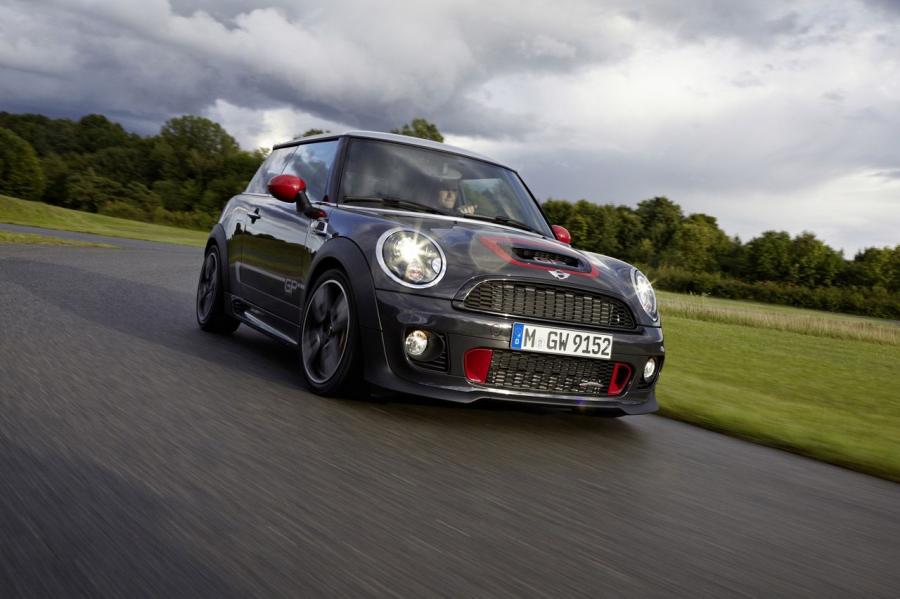 Mini Cooper GP JCW 2013 года  (фото 9 из 82)